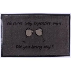 Dørmåtte 45 x 75 cm skridsikker - "We serve only opensive wine" - DØRMÅTTER