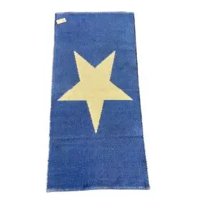 LA FINESSE Gennemvævet kludetæppe 65 x 135 cm - blå/hvid stor stjerne - PLAID / TÆPPER